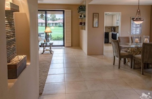 Rancho Mirage Condo | Sunrise Country Club Desert Beauty