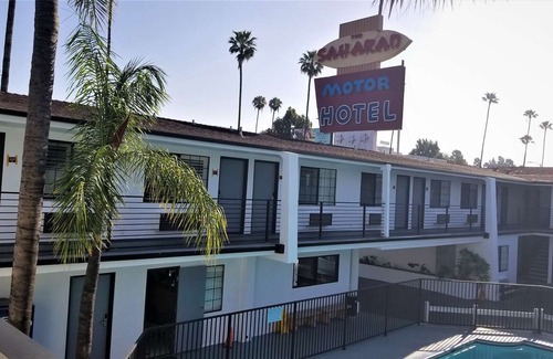 Hollywood Hotel | Sunset West Hotel, SureStay Collection by Best Western