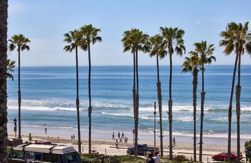 Townsite House | Sunsets and Spectacular Ocean Views Perfect Beach Home