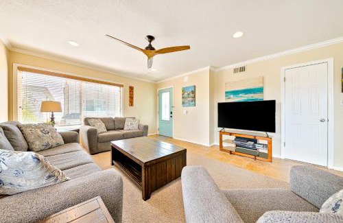 West Newport House | Surf and Sand Beach Paradise Upper Unit