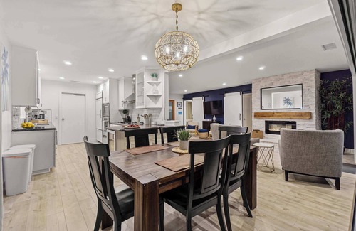 Mission Hills House | The California III - A Luxury Mission Hills Duplex - Hot Tub, Grill, Private Bal
