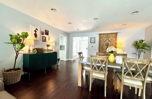 Chatsworth House | The Crane: Game & Fitness room, big Pool and yard for kids! Chefs kitchen! Ps5!