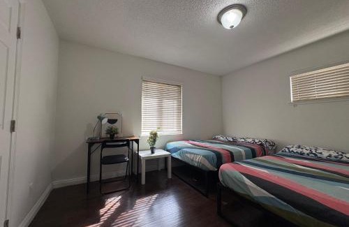 Fullerton Hostel | The Disney Hostel - West Fullerton