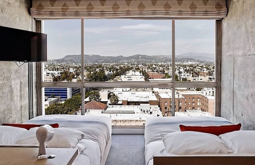 Wilshire Center Hotel | The LINE Hotel Los Angeles, 3x High-level Hollywood Hills View Double Rooms!