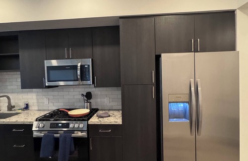 East Village Apartment | The Wyatt at Makers Quarter – Stylish 1BR living in vibrant East Village