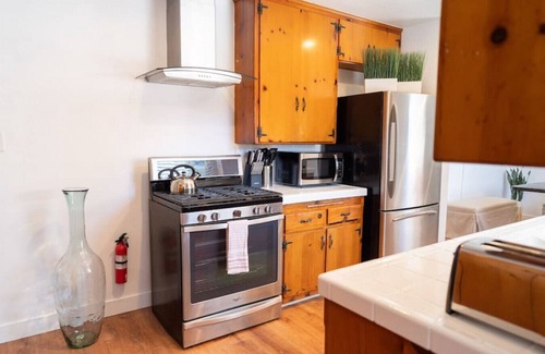 Southeast Torrance House | TORRANCE TREASURE: AIRY 3BR HOUSE w/GARAGE, EV-CHARGER, ARCADE GAMES & PATIO p1