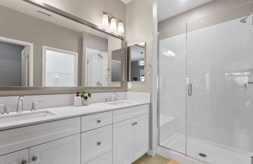 Bellflower House | Tranquil Townhouse on Alondra Blvd