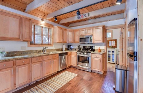 Tahoma House | Tranquil Trails Cabin