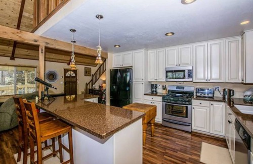 Woodlands Ski Chalet | Tranquility in East Big Bear Valley - just minutes from where you wanna go!