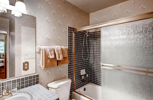Yosemite Forks House | Trout Creek Lodge