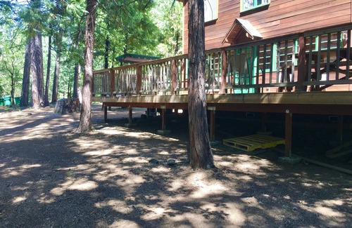 Twain Harte Cabin | Twain Harte cabin right near town, sleeps 10