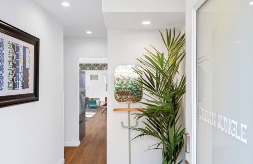 Hollywood House | Urban Jungle Oasis in Center of Hollywood