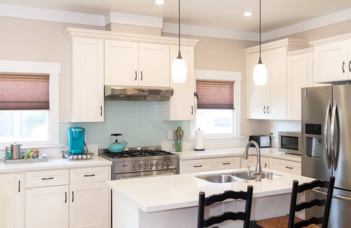 Anaheim Colony Historic District House | 149 m² Bungalow ∙ 3 bedrooms ∙ 9 guests
