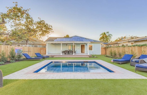Anaheim Colony Historic District House | 154 m² House ∙ 4 bedrooms ∙ 10 guests