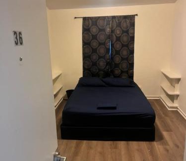 Van Nuys Hostel | Van Nuys Vibe