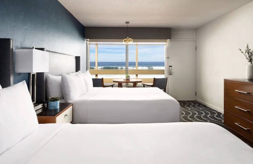 Monterey House | Vacation Day Is Always A Great Idea! Ocean View, Swimming Pool, Pets Allowed