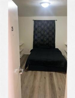 Van Nuys Hostel | Van Nuys Downtown Paradise