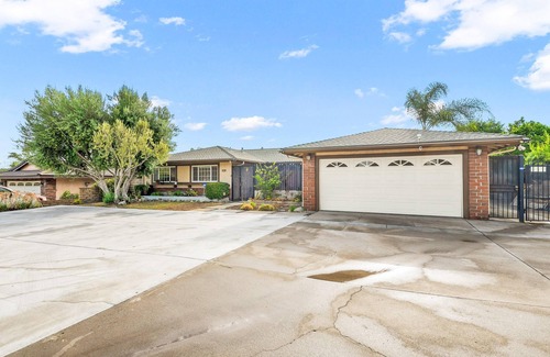 Bonita House | Vibrant 4bd Urban Home Near Downtown