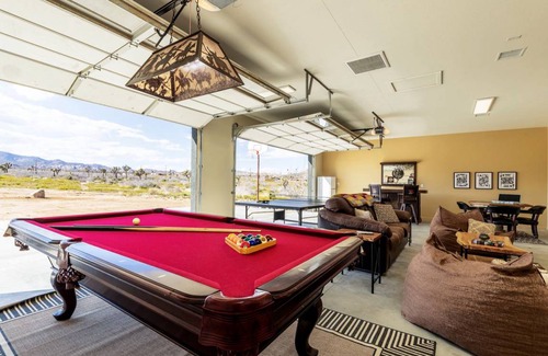 Pioneertown Villa | Villa ∙ 3 bedrooms ∙ 8 guests