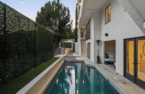 Hollywood Hills House | Villa Solea - Mulholland Retreat w/Pool, Spa & Iconic LA Views