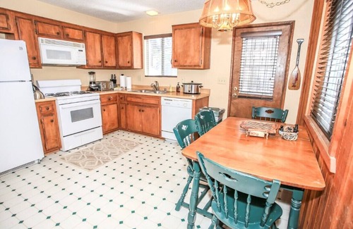 The Village House | Village Hideaway - Walk to Village & Lake, Fireplace, Deck