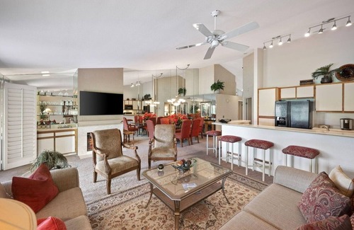 Palm Desert Condo | Woodhaven Great Views on the Golf Course