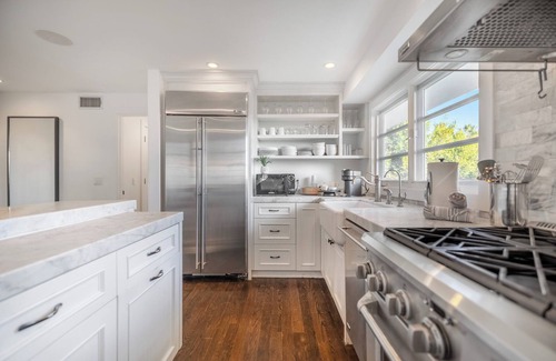 Hollywood Hills West House | Woodshill Trail - Luxury Oasis with Jetliner Views & Pool near Sunset Strip