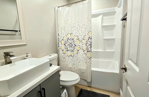 La Presa House | XLNC HOUSE 3bed 2Bath 20min from downtown/airport