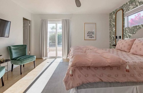 Racquet Club West House | Yorba Oasis