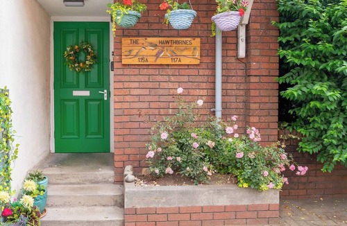 Coleshill Apartment | #05 Fam Apart|sleeps 10|near Kingsbury Water Park