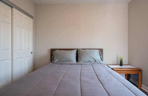 Glendora House | 1 BDRM Guest House. Private Entrance and Parking