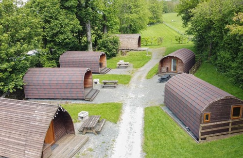 Kirkby Lonsdale Ski Chalet | 1 Bed in High Casterton (oc-h32960)