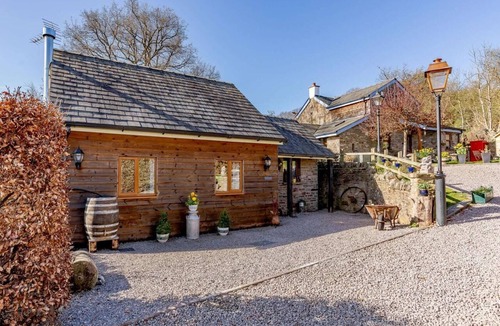 Whitecroft Cottage | 1 Bed in Lydney (oc-43724)