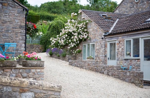 Vobster Cottage | 1 Bed in Upper Vobster (oc-d39497)