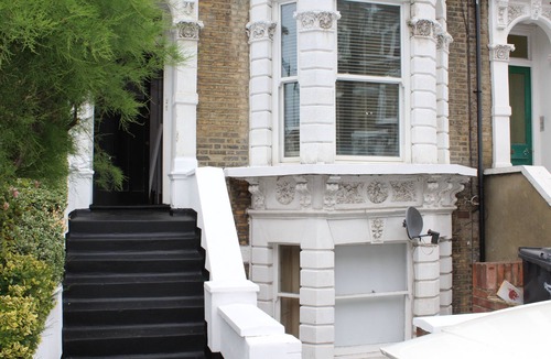 Larkhall Apartment | 1 bed near BIG BEN