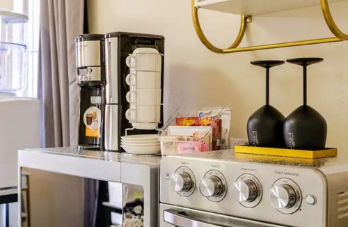 Winchester House | 1 Bed Room Casita-Suite with Private Entrance