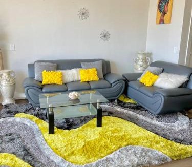 Marina del Rey Apartment | 1 bedroom. 2 beds. 1 bath with Balcony