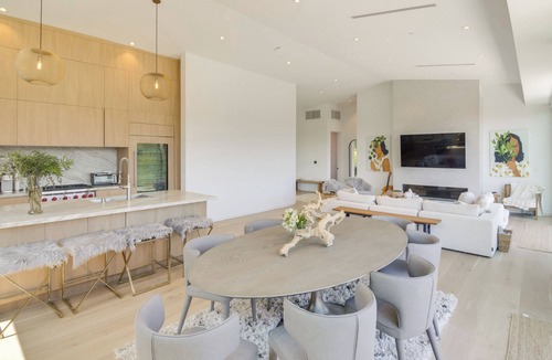 Central Malibu House | 1 Mi to Point Dume: Mtn-View Escape w/ Patio!