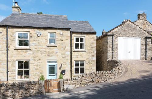 Mickleton House | 1 Springwater View