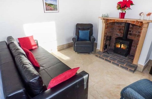 Upton upon Severn House | 1 Willow Cottage, Upton Upon Severn