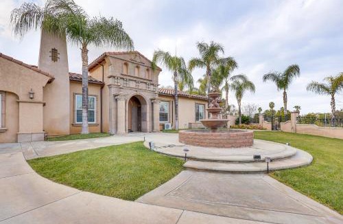 Alessandro Heights Apartment | 10 Mi to Dtwn Riverside Triplex with Pool