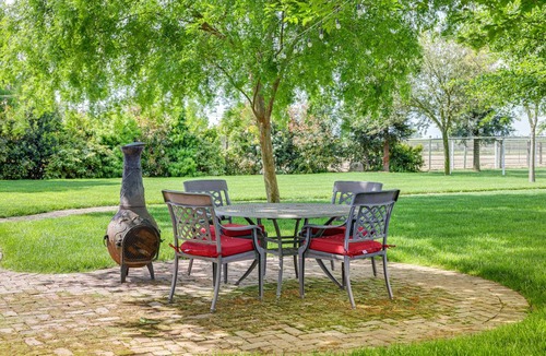 Stanislaus County Cottage | 102 m² Cabin ∙ 2 bedrooms ∙ 4 guests