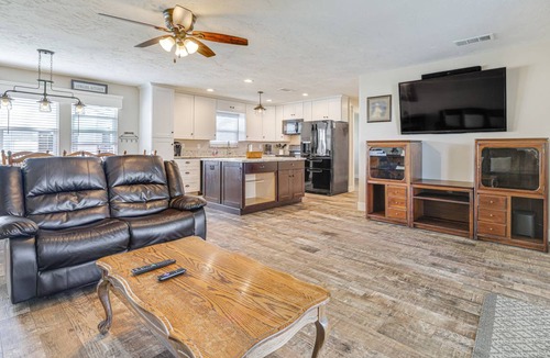Stanislaus County Cottage | 102 m² Cabin ∙ 2 bedrooms ∙ 4 guests