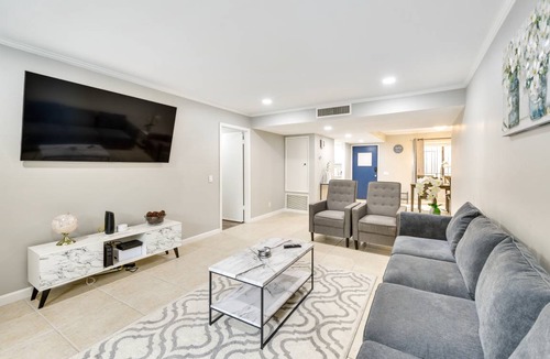 Sunrise Vista Chino Apartment | 108 m² Apartment ∙ 2 bedrooms ∙ 4 guests