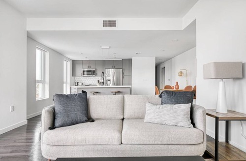 Downtown Long Beach Apartment | 109 m² Apartment ∙ 2 bedrooms ∙ 4 guests