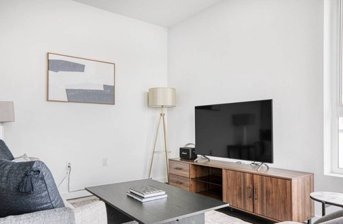 Downtown Long Beach Apartment | 109 m² Apartment ∙ 2 bedrooms ∙ 4 guests
