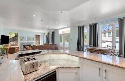 Morgan Hill Bed & Breakfast | 111 m² Bed and breakfast ∙ 2 bedrooms ∙ 6 guests