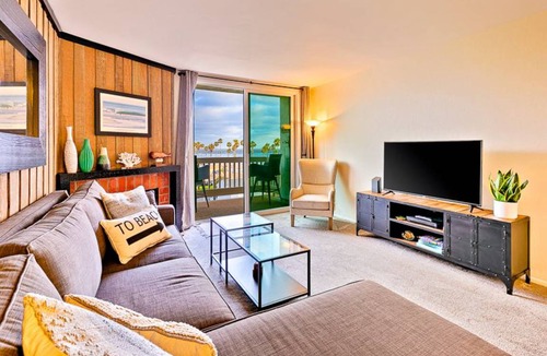 Townsite Condo | 116 m² Condo ∙ 2 bedrooms ∙ 6 guests