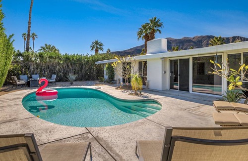 Magnesia Falls Cove House | 116 m² House ∙ 2 bedrooms ∙ 6 guests