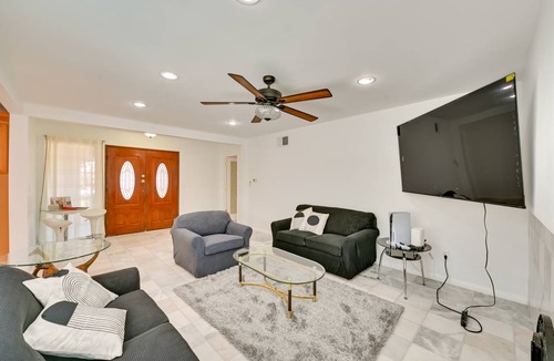 Granite Hills House | 120 m² House ∙ 3 bedrooms ∙ 11 guests